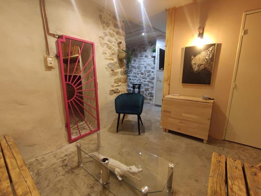 Appartement Cosy 2/4 Personnes La Roquebrussanne Exteriér fotografie
